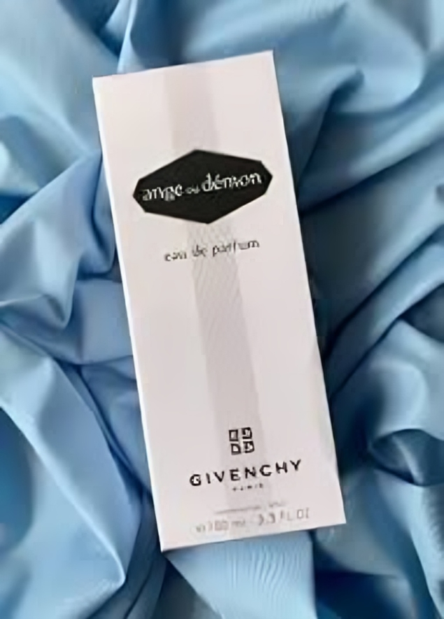 Angel or Devil Perfume (Original) ©
